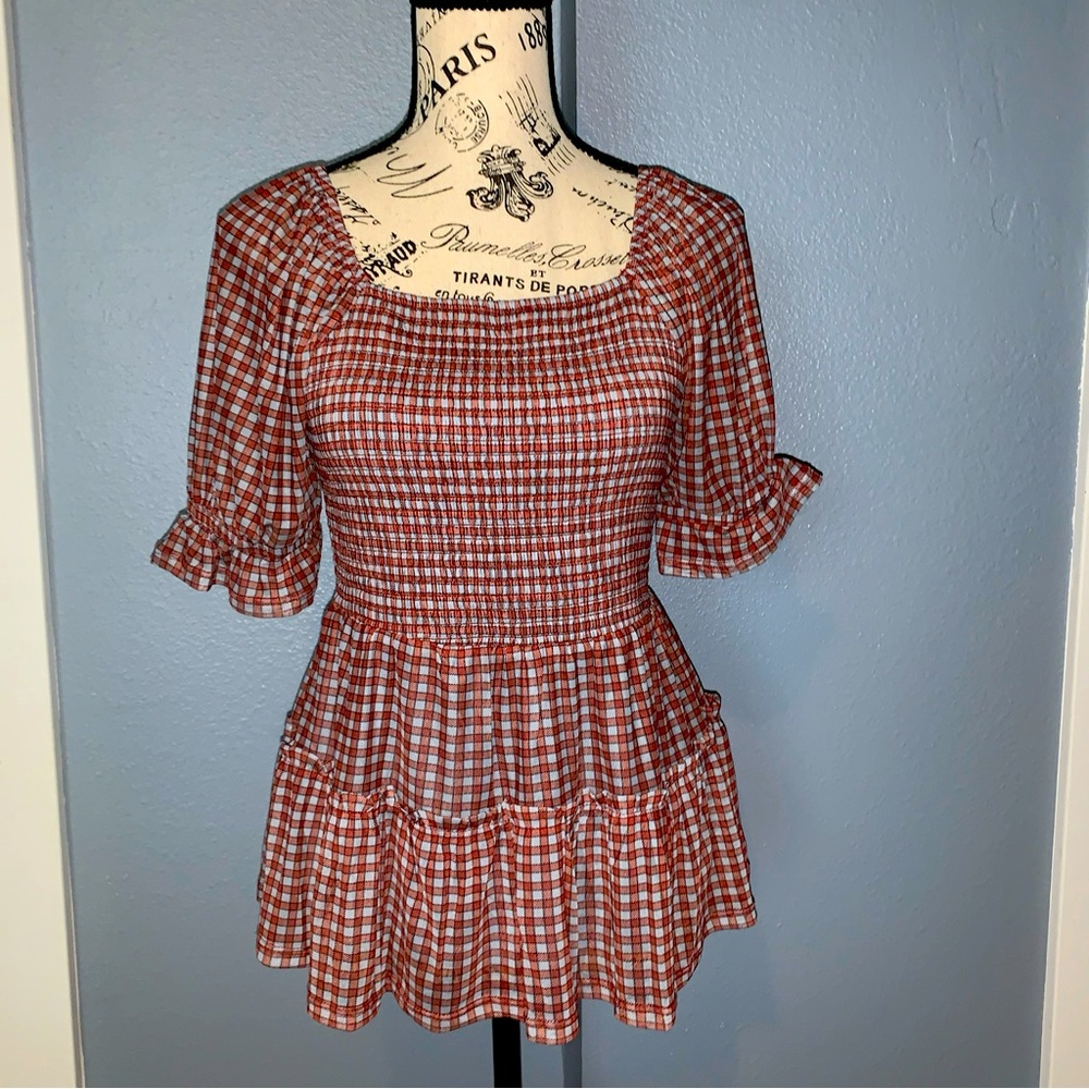 Maurice’s Top Size Small Plaid With Rust And Blue Short Ruffle Sleeves NWT